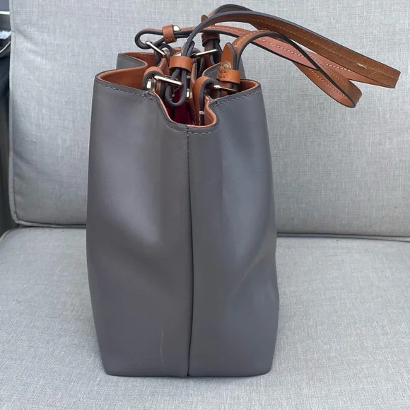 Dooney & Bourke Bag Flynn Tote - Picture 4 of 16